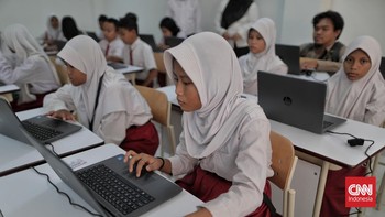 FOTO: Momen Siswa-siswi Ikut Simulasi Sekolah Rakyat di Jakarta