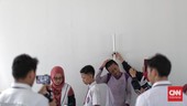 Asa Lingling Pedagang Mie Ayam Lepas Anak ke Asrama Sekolah Rakyat