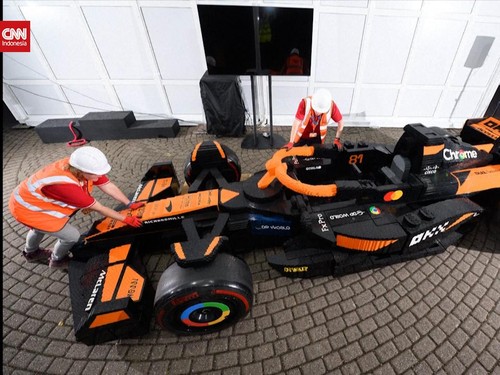 VIDEO: Replika Mobil McLaren Versi Lego Dipamerkan di Inggris
