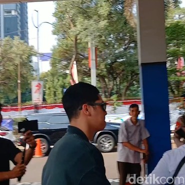 Al Ghazali Sambangi Polda Metro Jaya, Mau Laporkan Siapa?
