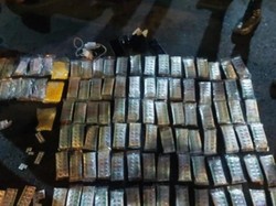Patroli Malam di Jakarta, Polisi Gagalkan Transaksi Ratusan Pil Tramadol