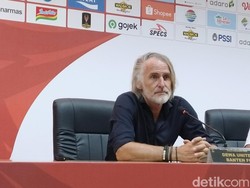 Dewa United Kalah Lawan Port FC, Jan Olde: Kami Tidak Beruntung