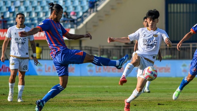 Port FC lolos ke final Piala Presiden 2025 setelah menang dramatis 2-1 atas Dewa United dalam laga kedua Grup B di Stadion Si Jalak Harupat, Kamis (10/7).