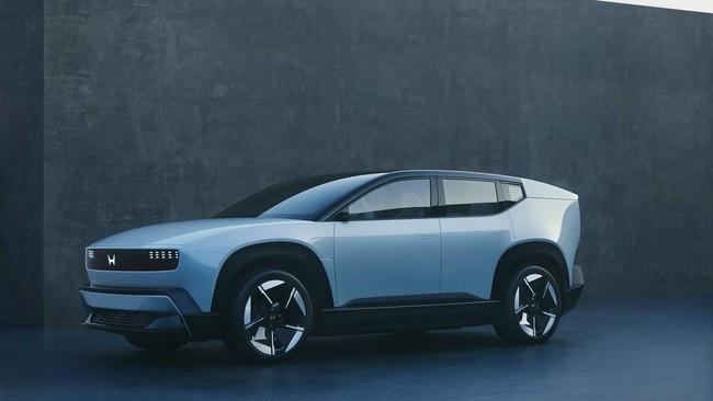 Honda Kencangkan Ikat Pinggang, Setop Pengembangan SUV Listrik Honda awalnya berencana menerbitkan SUV ukuran besar untuk pasar AS tetapi dibatalkan karena subsidi kendaraan listrik mau dicabut Donald Trump.