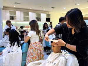 Satu Hari Penuh Kasih, One Piece Hair Studio Gelar Acara Amal Bersama Rumah Belajar Ceria Joglo