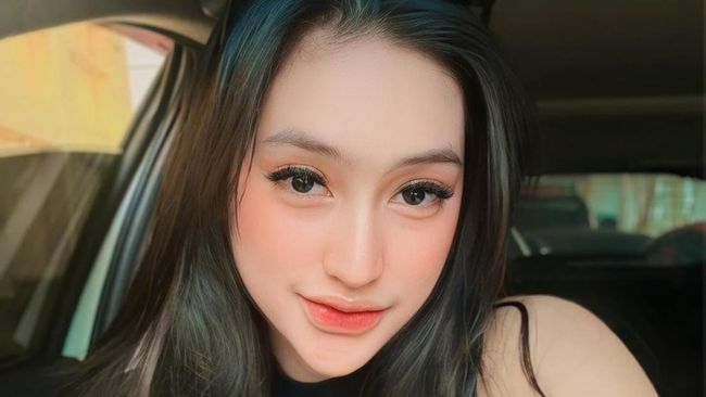 Potret Gaya Hidup Misri Tersangka Kematian Brigadir Nurhadi, Foto Pamer Uang Gepokan Disorot