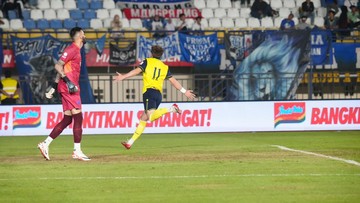 Update Eksklusif Olahraga CNN : Hasil Piala Presiden: Romeny Cetak Gol, Oxford vs Port FC di Final