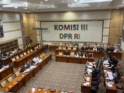 DPR dan Pemerintah Sepakat RKUHAP Atur Pengakuan Bersalah-Penundaan Tuntutan