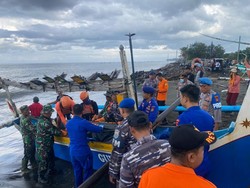 Jenazah Berkemeja Kotak Merah Ditemukan di Jembrana, Diduga Korban KMP Tunu