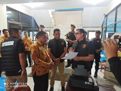 Polisi Geledah Kantor dan Kediaman Direktur PDAM Bengkulu, 2 Boks Berkas Disita