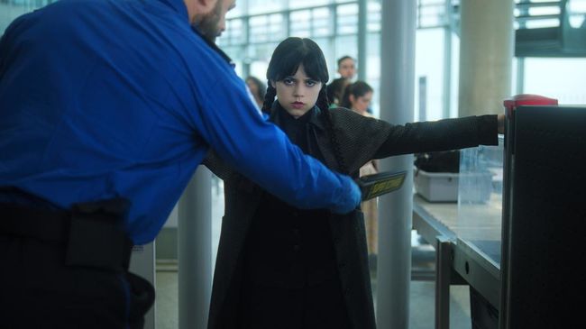 Penjelasan 7 karakter baru Wednesday season 2 dibintangi Steve Buscemi hingga Lady Gaga.