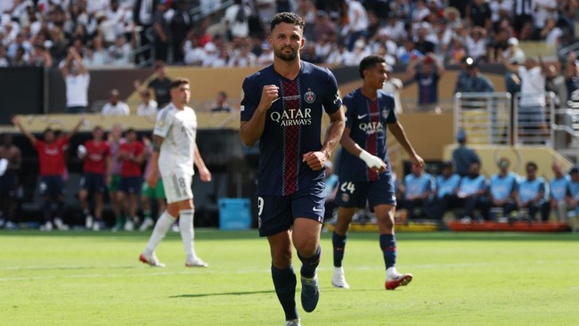 Sebanyak empat pemain Paris Saint-Germain (PSG) di ambang meraih enam gelar pada musim ini setelah mencapai final Piala Dunia Antarklub 2025.
