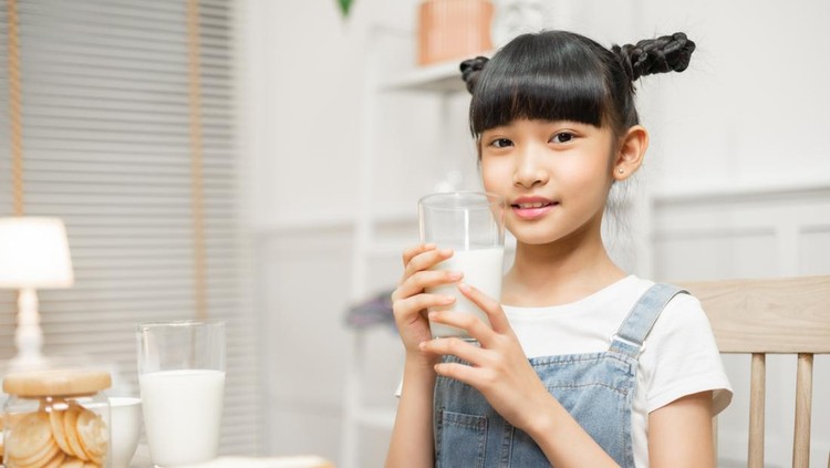 Susu untuk kecerdasan otak anak 12 tahun
