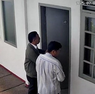 Isi CCTV usai Diplomat Kemlu Ditemukan Tewas Disorot, Ada yang Paksa Masuk Kamar