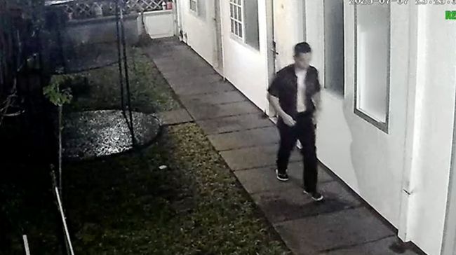 Rekaman CCTV Disorot, Istri Sempat Minta Penjaga Kosan Cek Kamar Diplomat Kemlu