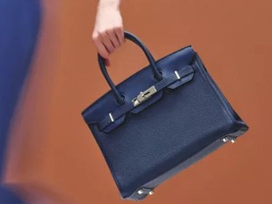 CEO Hermes Pening Banyak Customer Palsu Beli Tas Birkin CEO Hermes Pening Banyak Customer Palsu Beli Tas Birkin