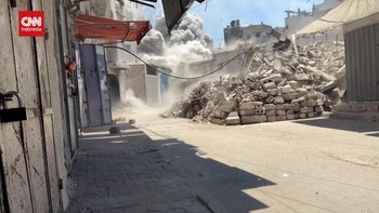 VIDEO: Detik-detik Israel Serang Pasar Kota Tua Gaza