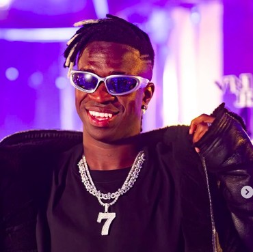 Heboh Pemain Real Madrid Vinicius Jr Keciduk Lagi Asyik dengan Transgender