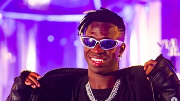 img-title Heboh Pemain Real Madrid Vinicius Jr Keciduk Lagi Asyik dengan Transgender