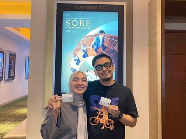 5 Potret Tika Bravani dan Dimas Aditya, Terbaru Nonton Film Sore: Istri dari Masa Depan