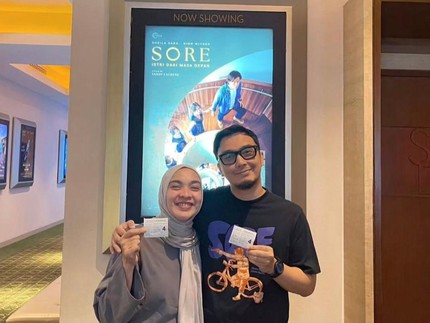 5 Potret Tika Bravani dan Dimas Aditya, Terbaru Nonton Film Sore: Istri dari Masa Depan