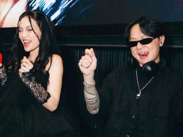 img-title Foto Hilang di TikTok, Erika Carlina Unggah Video Ini Bareng DJ Bravy
