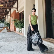 Get The Look: Inspirasi Gaya Santai untuk Musim Panas ala Natasha Udu 'Lomba Sihir'