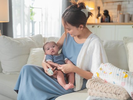 Amankah Penggunaan KB Yasmin untuk Ibu Menyusui?