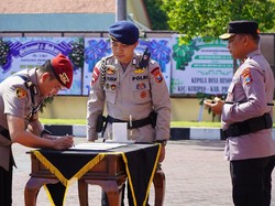 Kapolda Jatim Pimpin Sertijab Kapolres Probolinggo