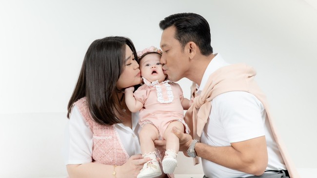 Dua selebritis dan menkomdigi akan menceritakan pengalaman mereka bersama dengan Morula IVF Indonesia pada 26-27 Juli 2025 di Jakarta.