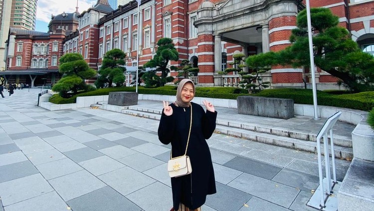 Nahla WNI jadi Guru di Jepang Nahla WNI jadi Guru di Jepang