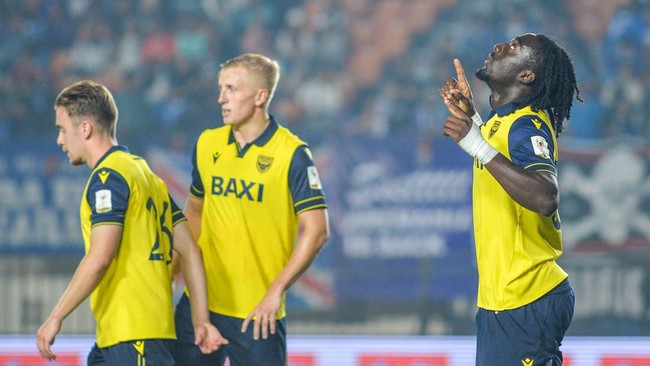 Atraksi Drone Akan Warnai Final Piala Presiden 2025 Atraksi drone akan meramaikan penutupan final Piala Presiden 2025 antara Oxford United dan Port FC di Bandung. Laga dimulai pukul 19.30 WIB.