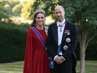 img-title Pangeran William Curhat Alami Masa Sulit: Istri dan Ayah Kena Kanker