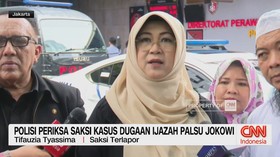 VIDEO: Dokter Tifa Penuhi Panggilan Polda Metro Jaya