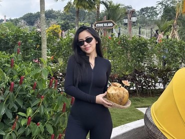 img-title Komentar Warganet soal Arhan-Azizah Salsha di Unggahan Rachel Vennya Disorot