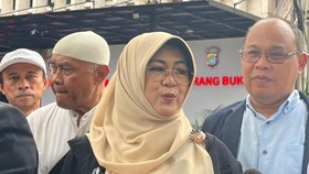 Dokter Tifa Ogah Jawab Polisi Buntut Ijazah Jokowi Tak Ditunjukkan