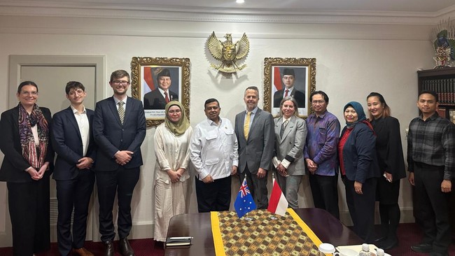 Dalam pertemuan itu, Kepala BPJPH Ahmad Haikal Hasan menyampaikan sejumlah isu penting termasuk sertifikasi halal dan pengawasan terhadap LHLN Australia.