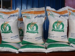 Bulog Siap Salurkan Bansos Beras ke 18,27 Juta Penerima