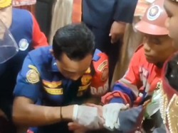 Damkar Datangi Pernikahan di Jambi, Dapat Tugas Ini