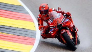 Sorotan Dunia Olahraga CNN Sport : Hasil Kualifikasi MotoGP Jerman: Diguyur Hujan, Marquez Rebut Pole