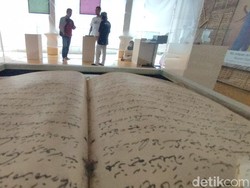 Aneka Naskah Kuno Bersejarah Dipamerkan di Situs Jambansari Ciamis