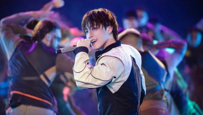 Dino SEVENTEEN Jadi Artis K-Pop Pertama yang Tampil di 2025 Esports World Cup Dino SEVENTEEN Jadi Artis K-Pop Pertama yang Tampil di 2025 Esports World Cup