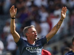 PSG Lagi Dipuja-puja, Luis Enrique Singgung Musim Jeblok Man City