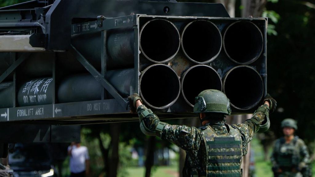 Siaga Ancaman Invasi China, Taiwan Siapkan Anggaran Militer Rp133 T