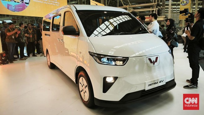 Wuling Umumkan Nama Resmi Mobil Listrik Komersial, Mitra EV Mitra EV menjadi model mobil listrik keempat yang dijual Wuling di dalam negeri.