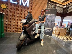 Sensasi Mengendarai Yamaha Nmax Turbo di Mata Lady Bikers
