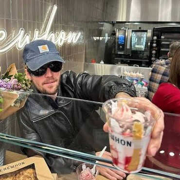 Lirik Lagu Somebody To Love - Justin Bieber