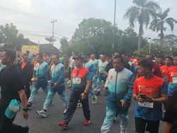 Usai Flag Off Riau Bhayangkara Run, Kapolri-Kapolda Jalan Santai