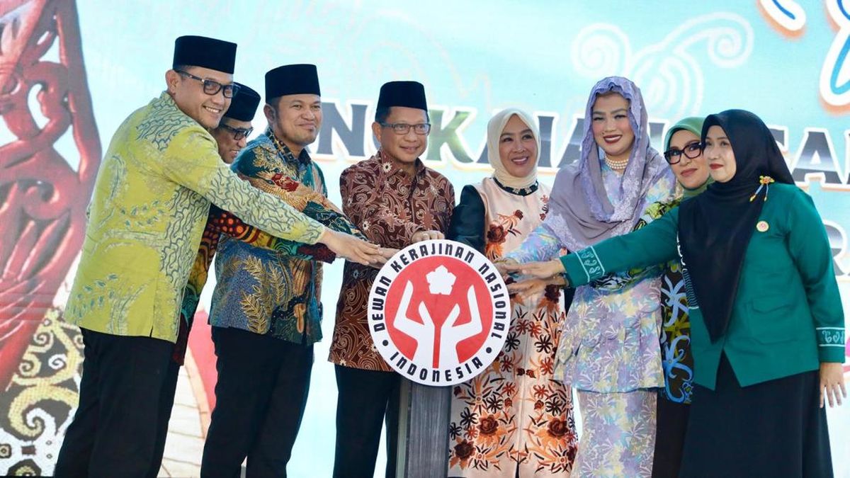 Mendagri Tutup HUT Ke-45 Dekranas, Puji Kiprah Perajin Indonesia