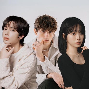 Lirik Lagu butterflies - JVKE feat. Taehyun TXT & Chaewon LE SSERAFIM